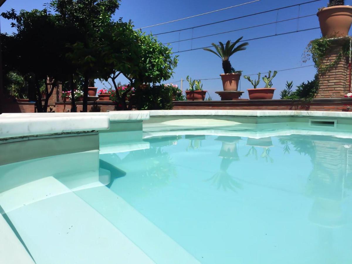 Borromeo Hotel 3*