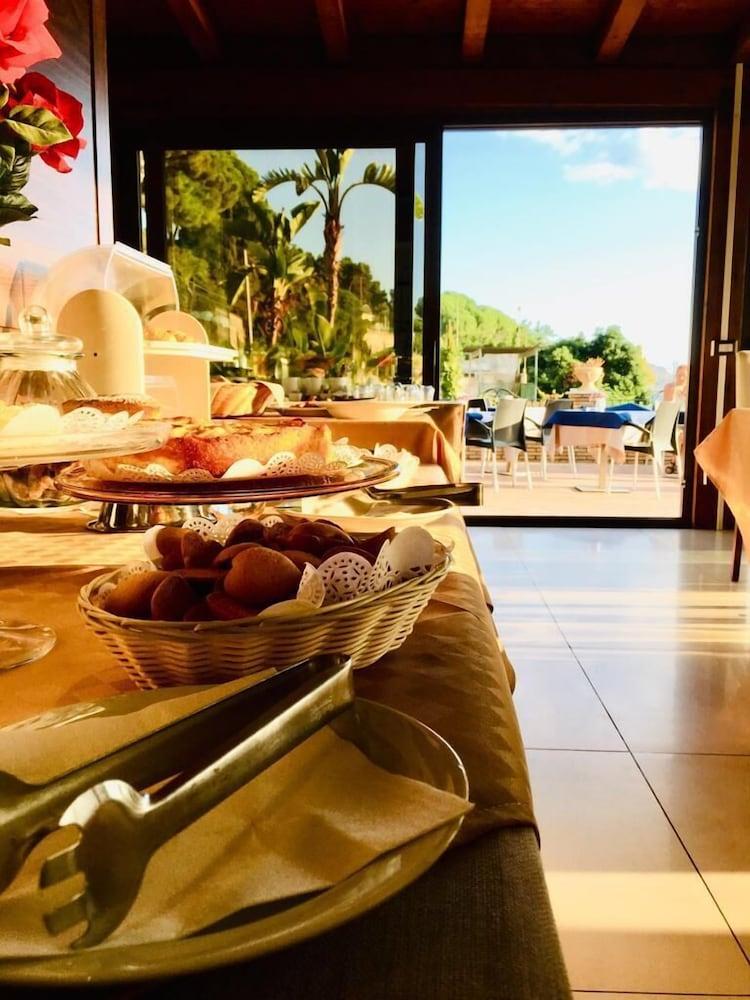 Hotel Borromeo Taormine